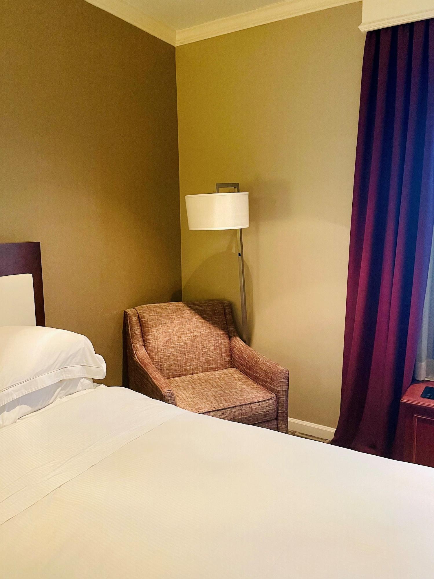 Hilton St. Louis Hotel 3*