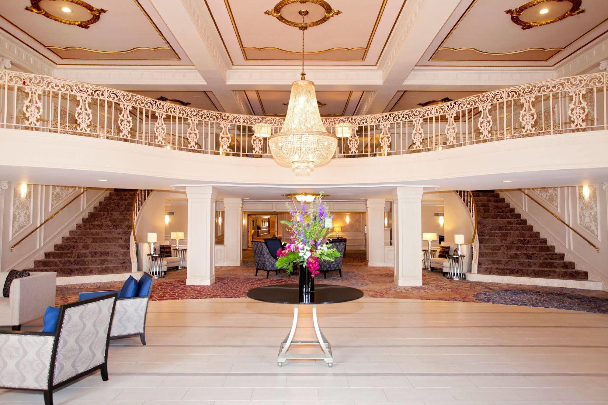 Hilton St. Louis Hotel